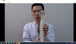 民国摸骨大师,为别人预测很灵验,却没算出妻子掠财和情夫私奔