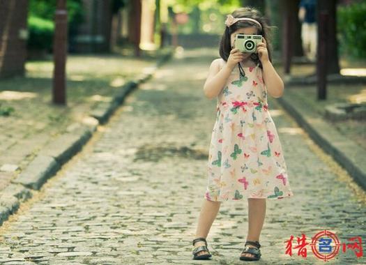 王婉如传承与创新——起名文化的现代演绎