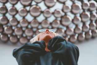 穿越千年的智慧之韵——探索QQ繁体版的命名艺术 穿越千年的智慧之韵——探索QQ繁体版的命名艺术