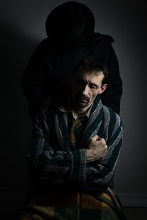 人民网评,严打偷拍黑灰产 人民网评,严打偷拍黑灰产