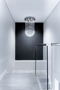 女厕临街面是透明玻璃墙?商场回应 女厕临街面是透明玻璃墙?商场回应