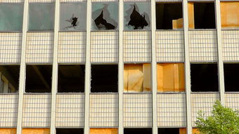 金光闪闪，五行属金的女孩名字，寓意与魅力的完美融合