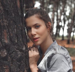 墨香如丝·缘起墨园,女作家的爱恋奇缘 墨香如丝·缘起墨园,女作家的爱恋奇缘