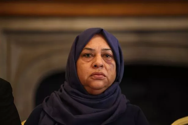 家庭律师解释了曼彻斯特机场警方录像前的新细节