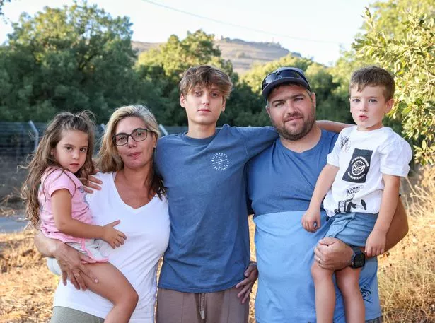 惊恐的英裔以色列人揭露了被困在真主党炸弹前线的恐怖生活