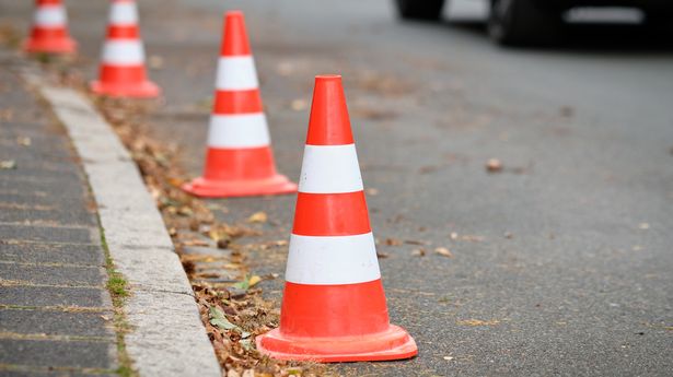 龙飞凤舞,国学中的韵意流转——探析中国传统文化中的吉祥象征 龙飞凤舞,国学中的韵意流转——探析中国传统文化中的吉祥象征