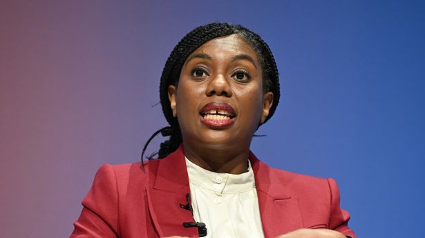 Kemi Badenoch认为最低工资和产假工资都在伤害企业