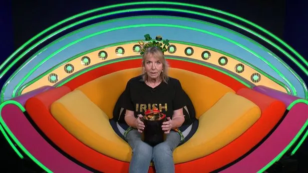 弗恩·布里顿透露了毁灭性的损失——“我妈妈死了，我爸爸死了，我的婚姻也死了。”