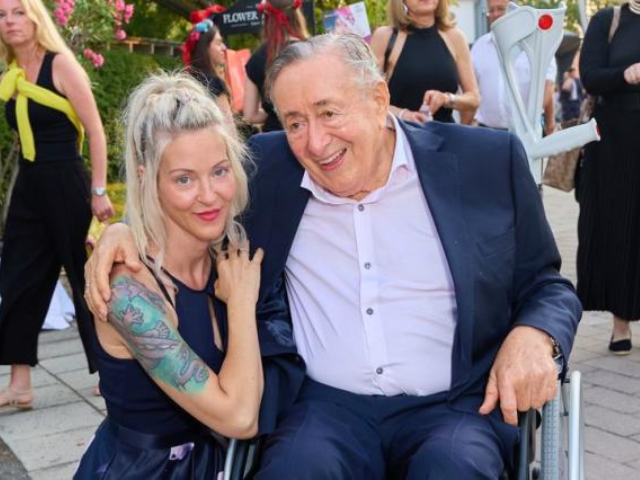 理查德·卢格纳的闪电恋爱以心碎告终:亿万富翁去世,享年91岁