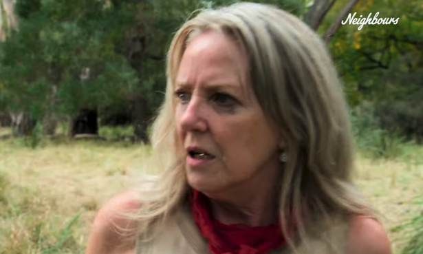 邻居的死亡扭曲被揭露,肥皂剧传奇证实“每个人都处于危险之中”