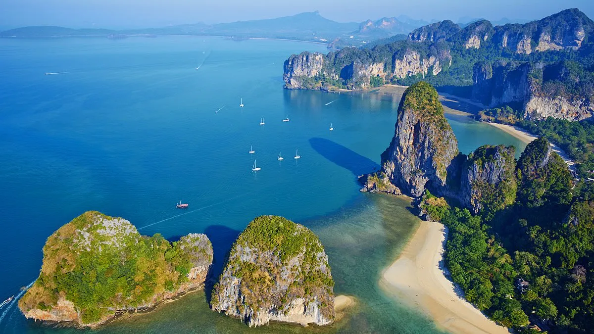 石宇奇,羽毛球场上的璀璨星辰 石宇奇,羽毛球场上的璀璨星辰