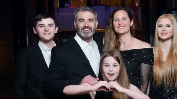 国学大师笔下,回应职场伦理黑榜——以古鉴今,守护尊严 国学大师笔下,回应职场伦理黑榜——以古鉴今,守护尊严