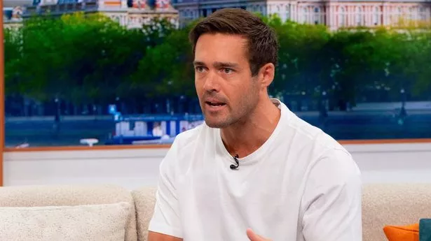 斯宾塞·马修斯在《切尔西制造》中打破沉默,在史诗般的咆哮中称其为“有毒”