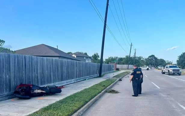 墨染流年，下三白眼男子的玄机与沉香