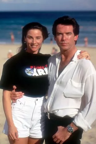 皮尔斯·布鲁斯南和妻子基利的爱情故事,他滔滔不绝地向妻子周年致敬