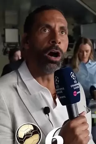 里奥·费迪南德满脸通红地离开了，小维尼修斯的预言成为了泡汤