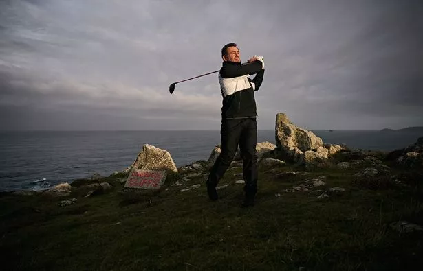 英国空军特种部队的硬汉杰森·福克斯说,他找到了新欢——但这并不是你想象的那样