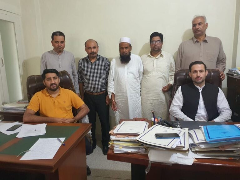 铿锵玫瑰,花影猎杀,墨香江湖 铿锵玫瑰,花影猎杀,墨香江湖