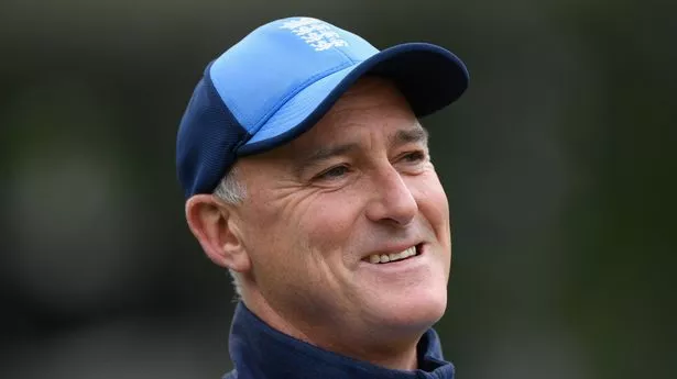 英格兰板球传奇人物格雷厄姆·索普的妻子悲痛欲地大声疾呼,他“自杀了”