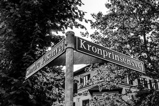 喀什封城，守护家园的坚强盾牌