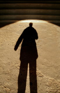 三亚疫情，阳光下的阴影与希望