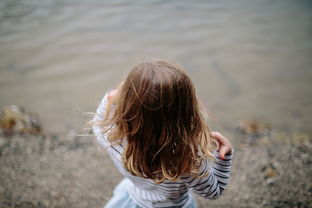 字里行间，探索女孩名字中的内涵与魅力