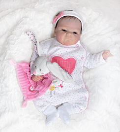 为宝宝挑选一个完美名字的艺术,实用指南 为宝宝挑选一个完美名字的艺术,实用指南